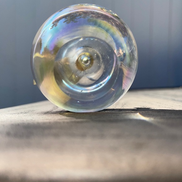 Vintage 1960s Glass Paper Weight With Brass Stem & Leaf - Picture 15 of 16